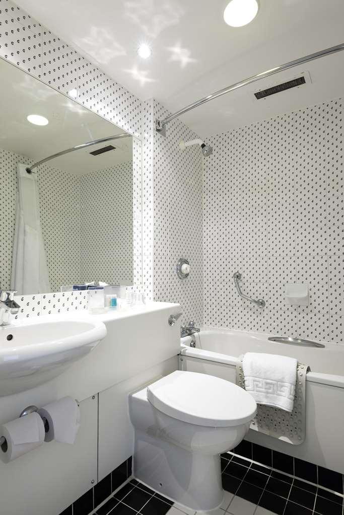 Best Western London Heathrow Ariel Hotel Hayes  Dış mekan fotoğraf